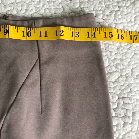 Guess by Marciano Pencil skirt - Picture 2 of 6